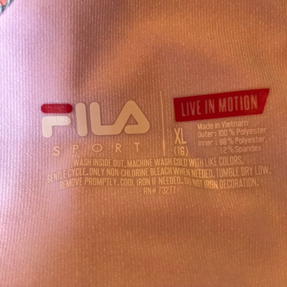 Cute top - Picture 3 of 5